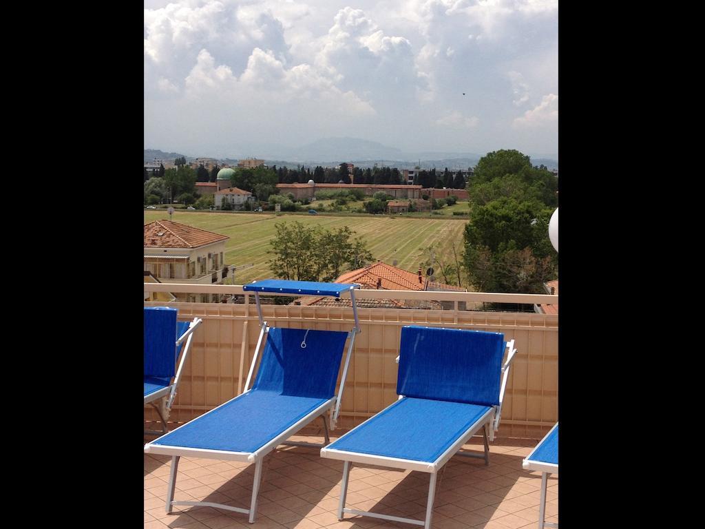 Hotel Emma Nord Rimini Zewnętrze zdjęcie
